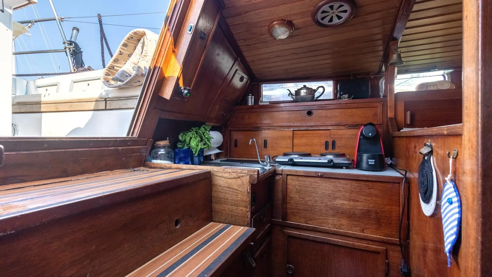 보트호텔 Quo Vadis Yacht 호텔 바리