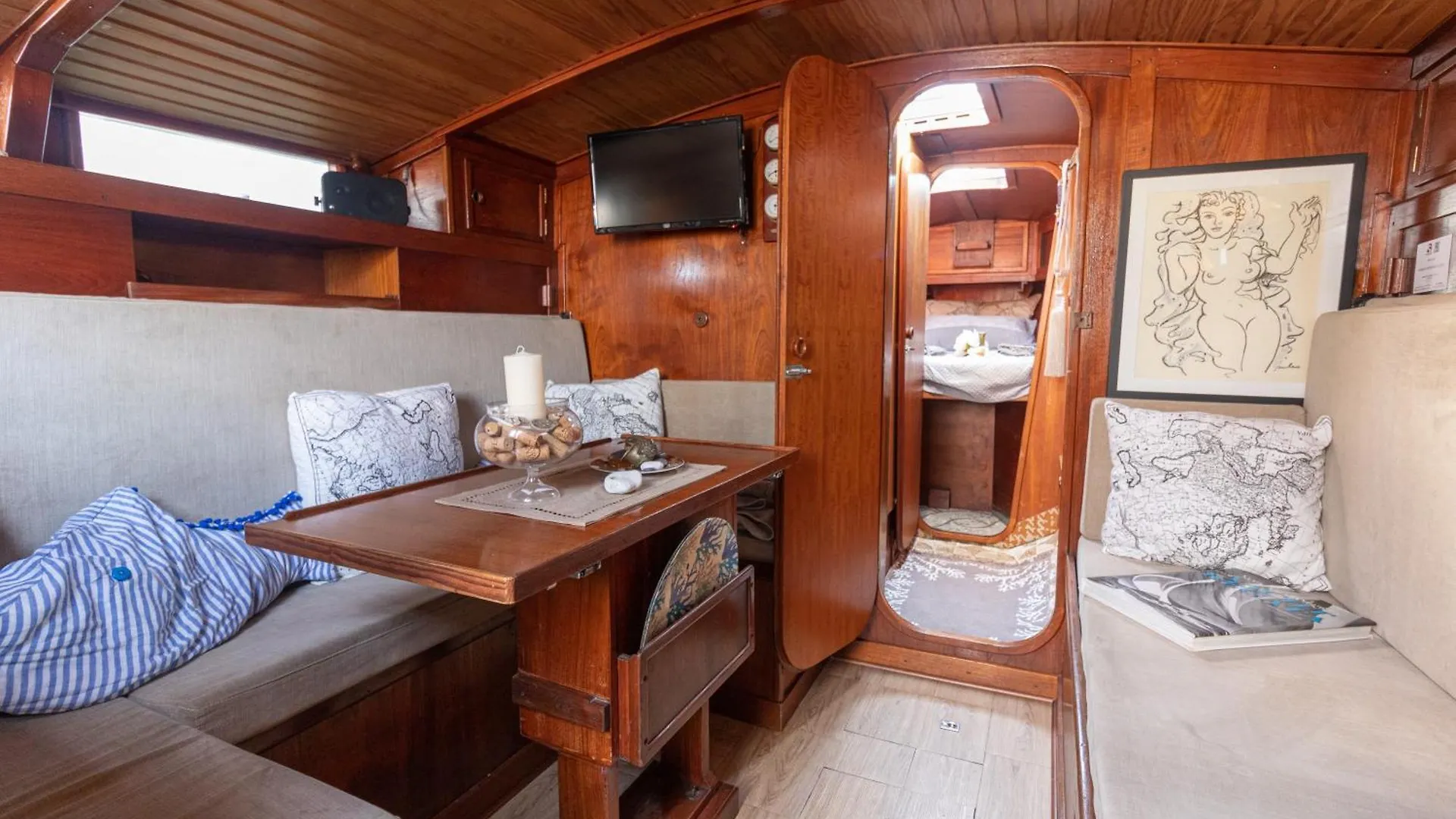 보트호텔 Quo Vadis Yacht 호텔 바리