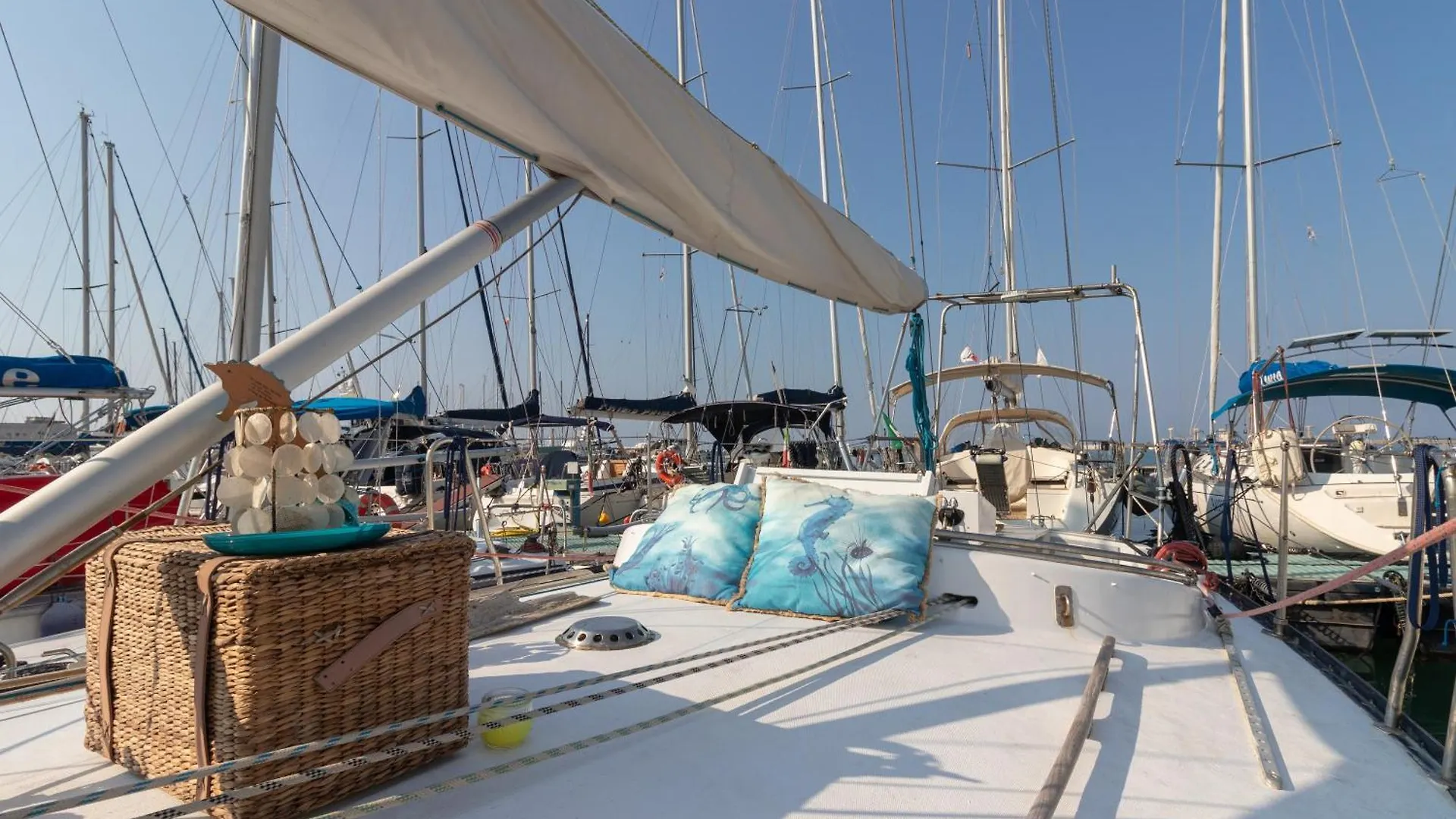 Botel Quo Vadis Yacht Hotel Bari Italië